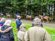 NH240424-32 - Nicky Henderson Stable Visit